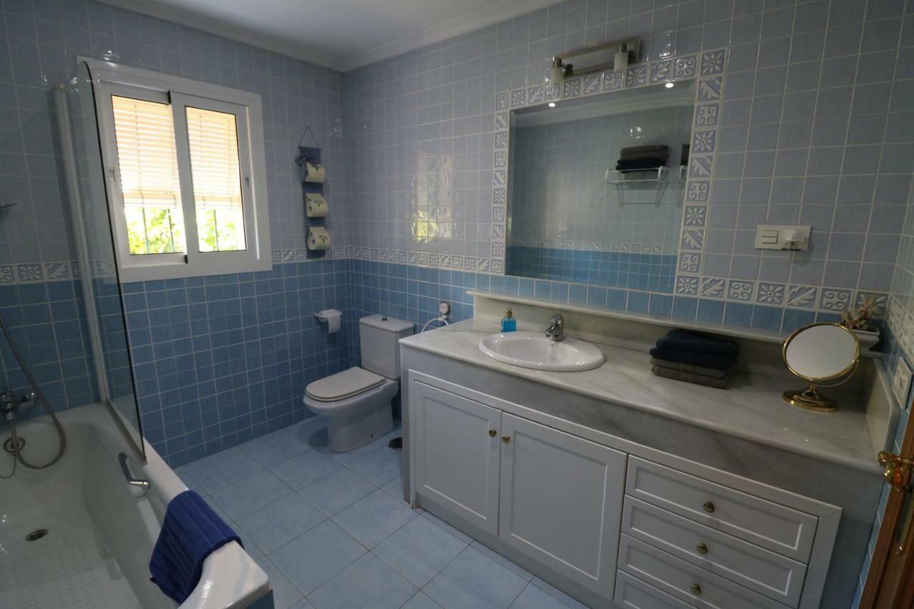 Gran Villa En Torremolinos Ngoại thất bức ảnh